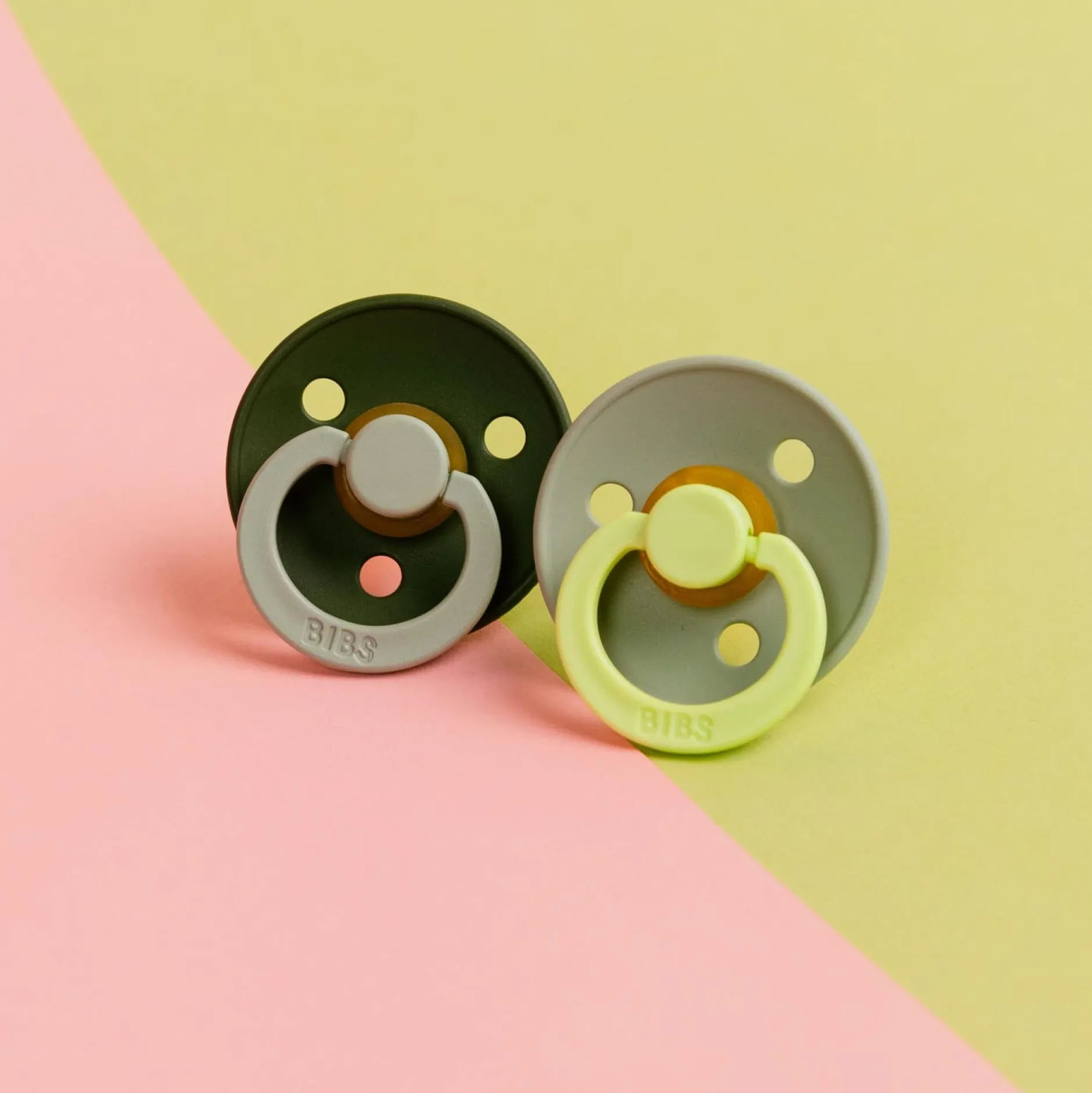 Fopspenen|Fopspenen & Accessoires*Bibs fopspeen Studio Round Size 1 - 2 stuks Dark Olive Green