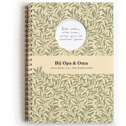 Invulboeken*Boeken Bij opa en oma - invulboek vol herinneringen Multi
