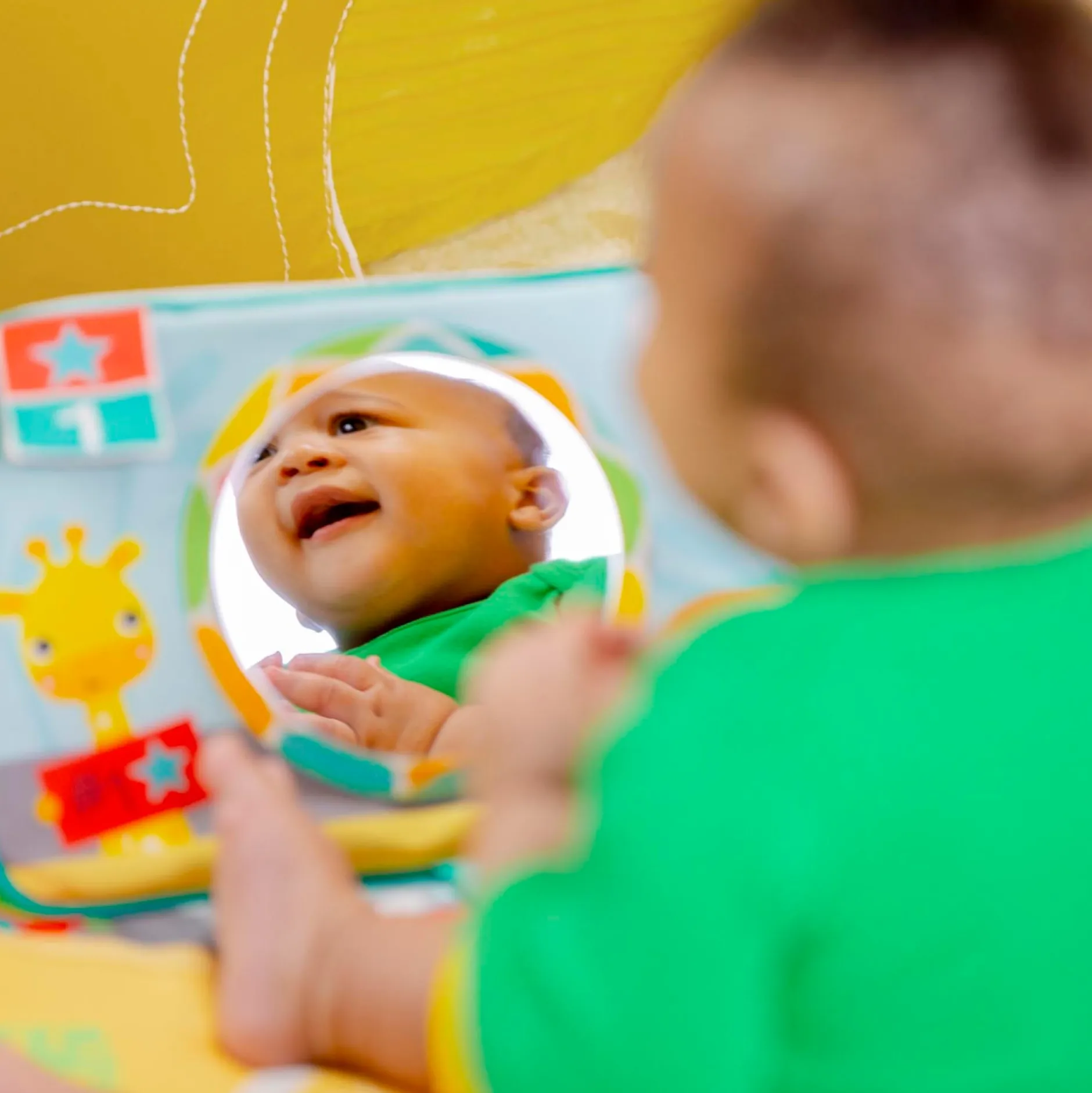 Speelkleden & Babygyms*Bright Starts Grip & Kick babygym Multi