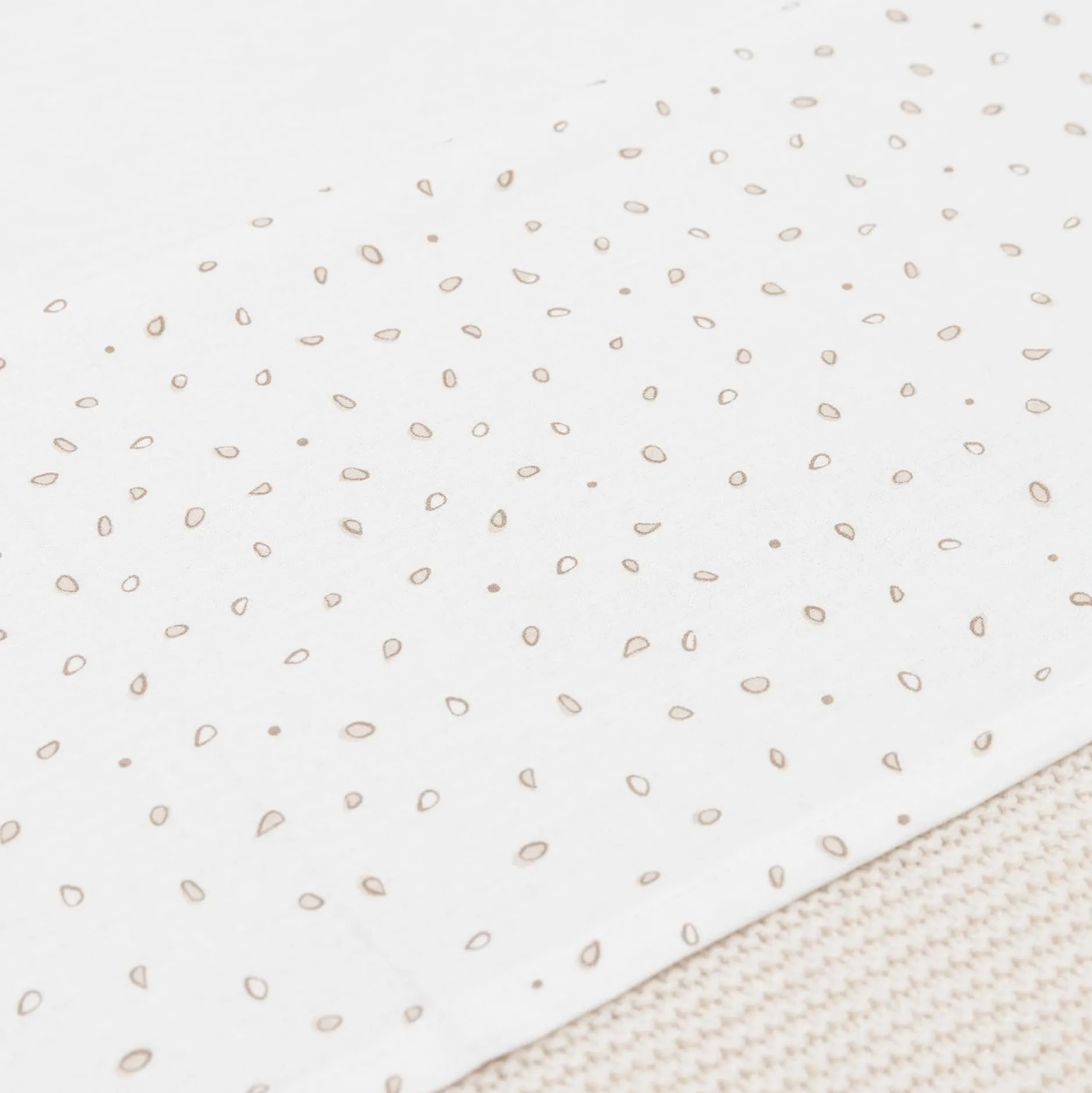 Hoeslakens|Lakens*Jollein ledikantlaken leafy dreams wit