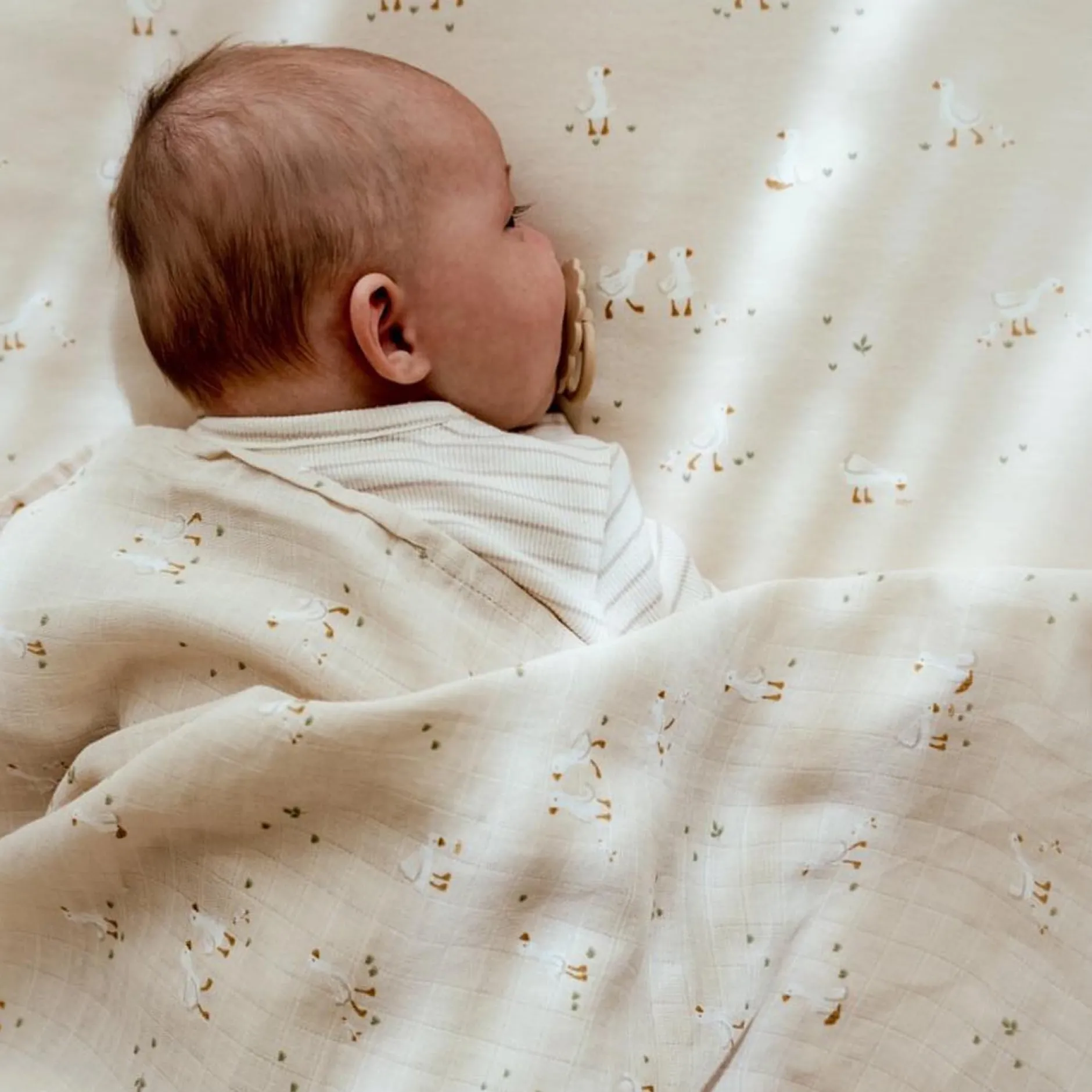 Doeken & Luiers*Little Dutch hydrofiele multidoek Little Goose beige