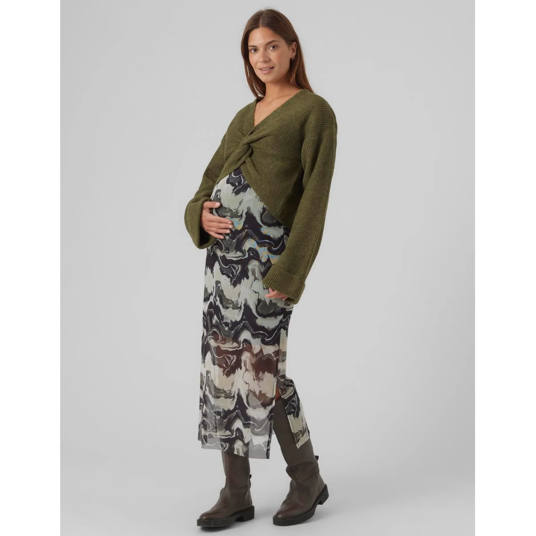 Truien & Vesten*Mamalicious zwangerschapstrui lange mouwen effen groen Dark Olive Green