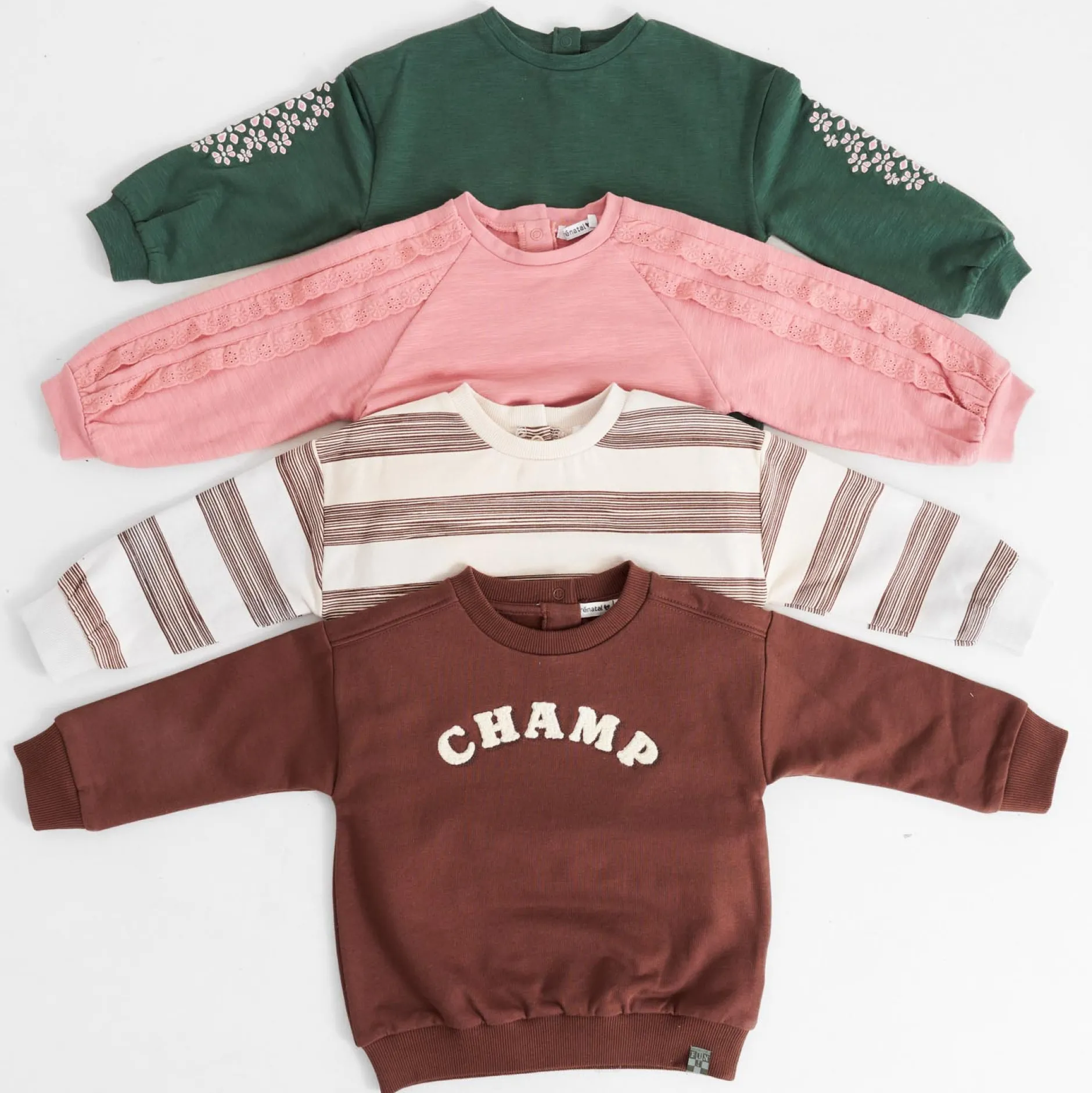 Truien & Vesten|Shirts & Blouses*Prénatal baby sweater lange mouwen effen roze Rosered