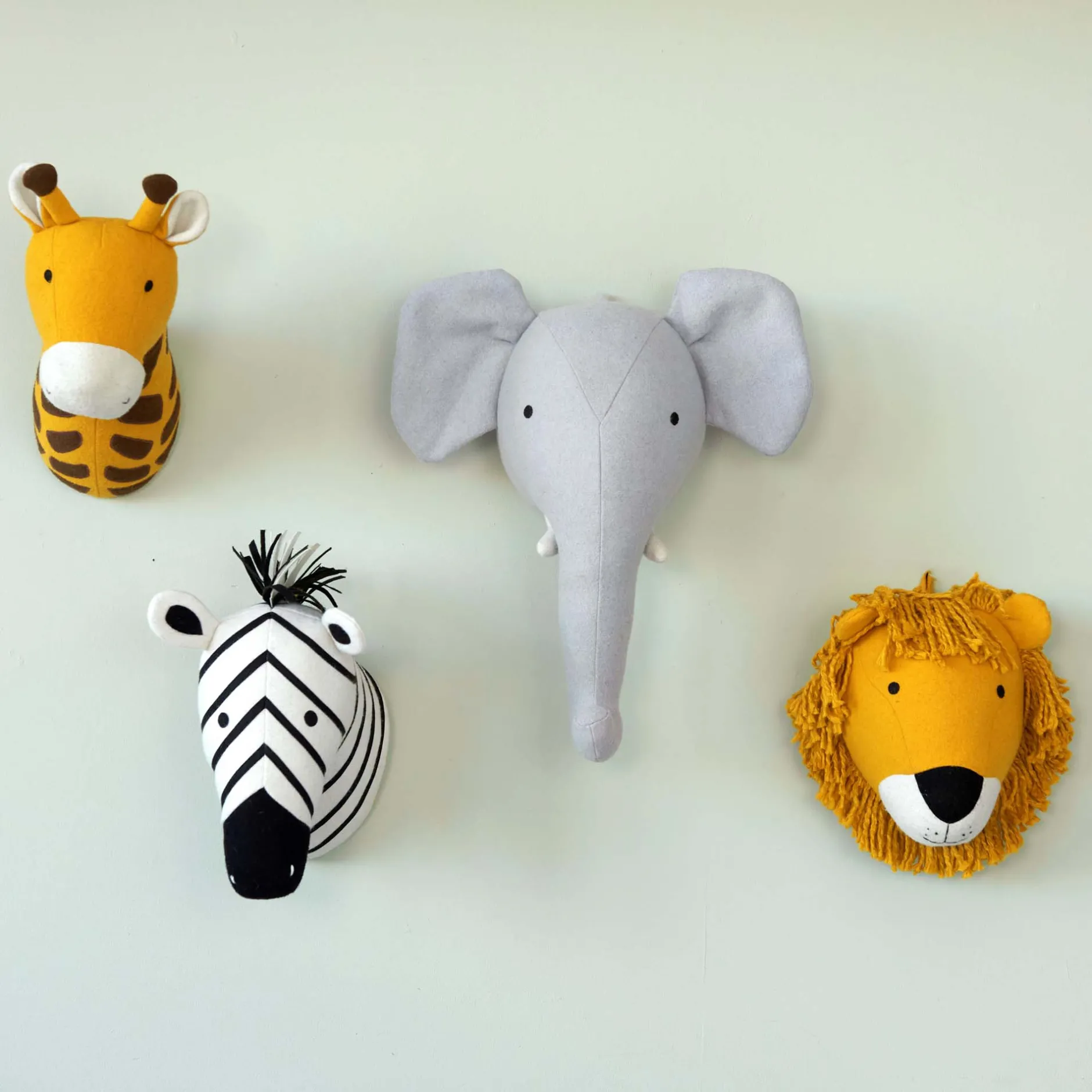 Wanddecoratie*Prénatal muurkop olifant grijs
