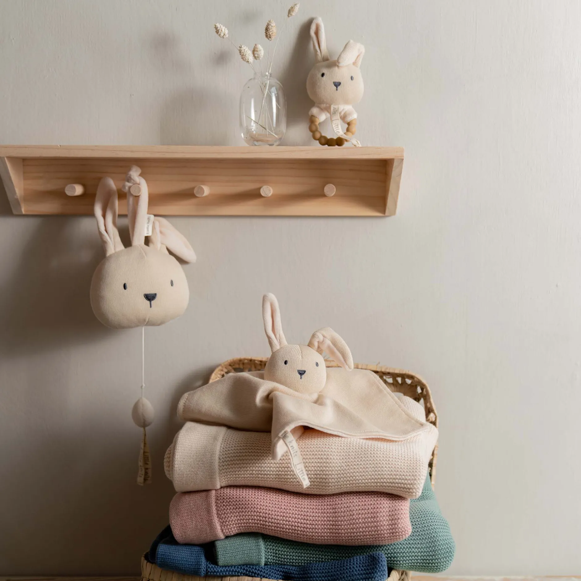 Muziekmobielen & Muziekdoosjes*Prénatal muziekdoosje Little Knits Ecru Melange
