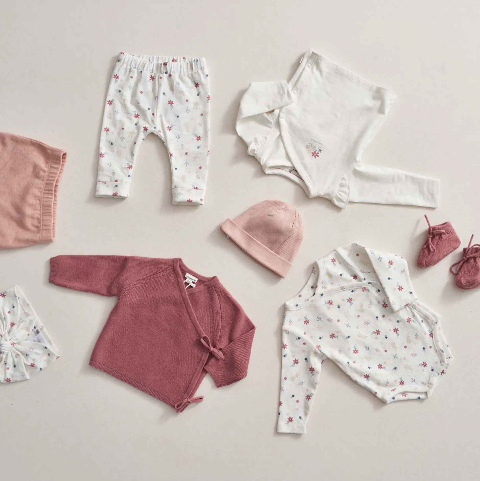 Broeken & Leggings|Broeken*Prénatal newborn broek bloemen wit Ivory White