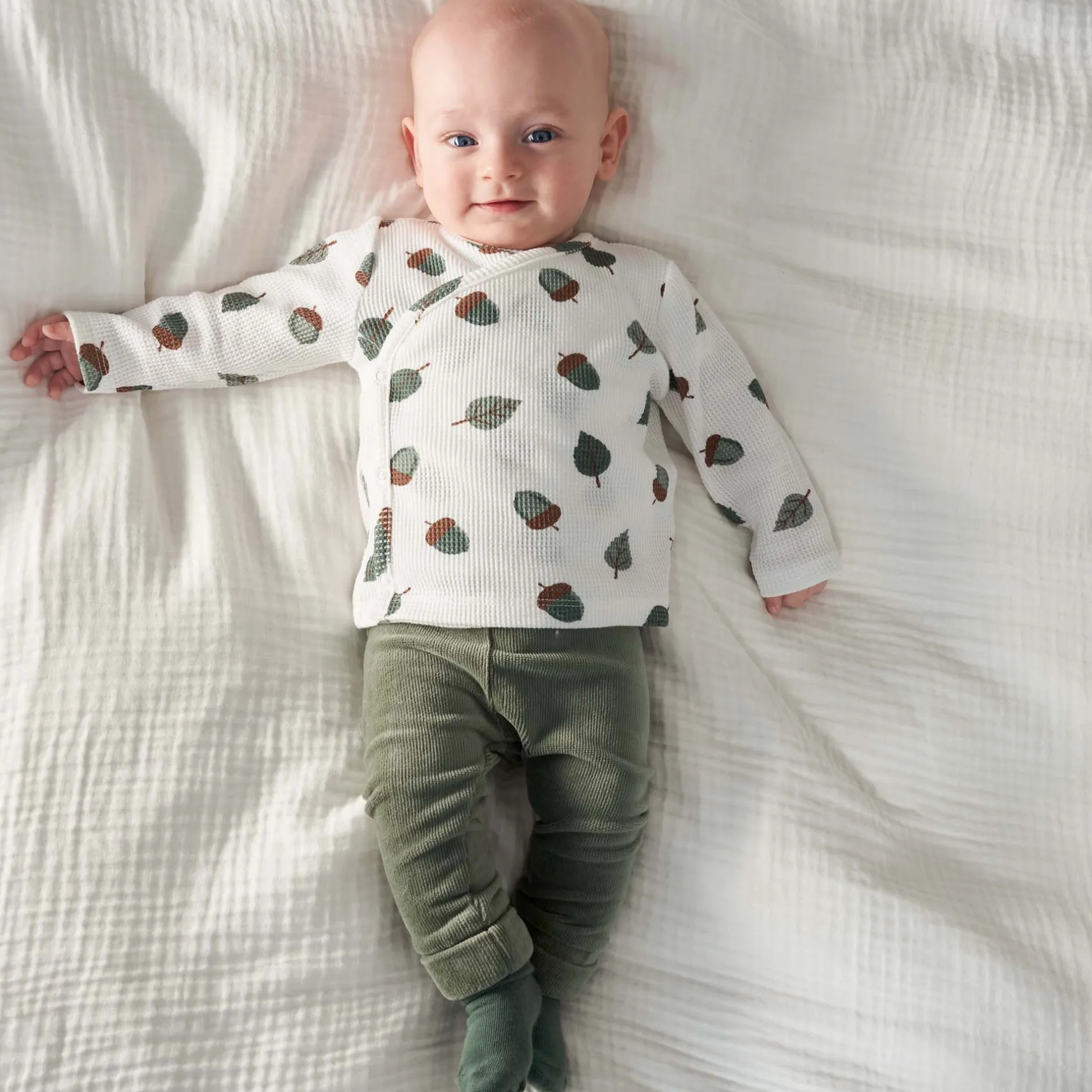 Broeken & Tuinbroeken|Broeken*Prénatal newborn broek velours effen groen Dark Greenshade