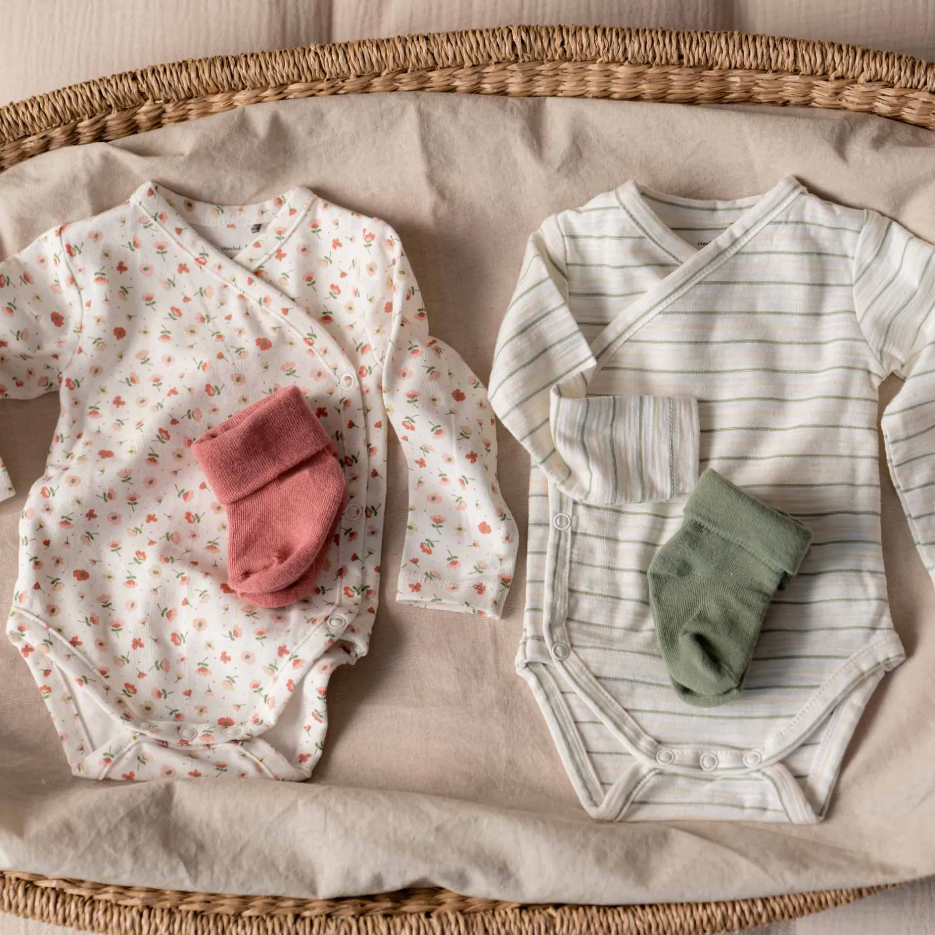 Rompers|Rompers*Prénatal newborn romper lange mouwen strepen groen Green Shade