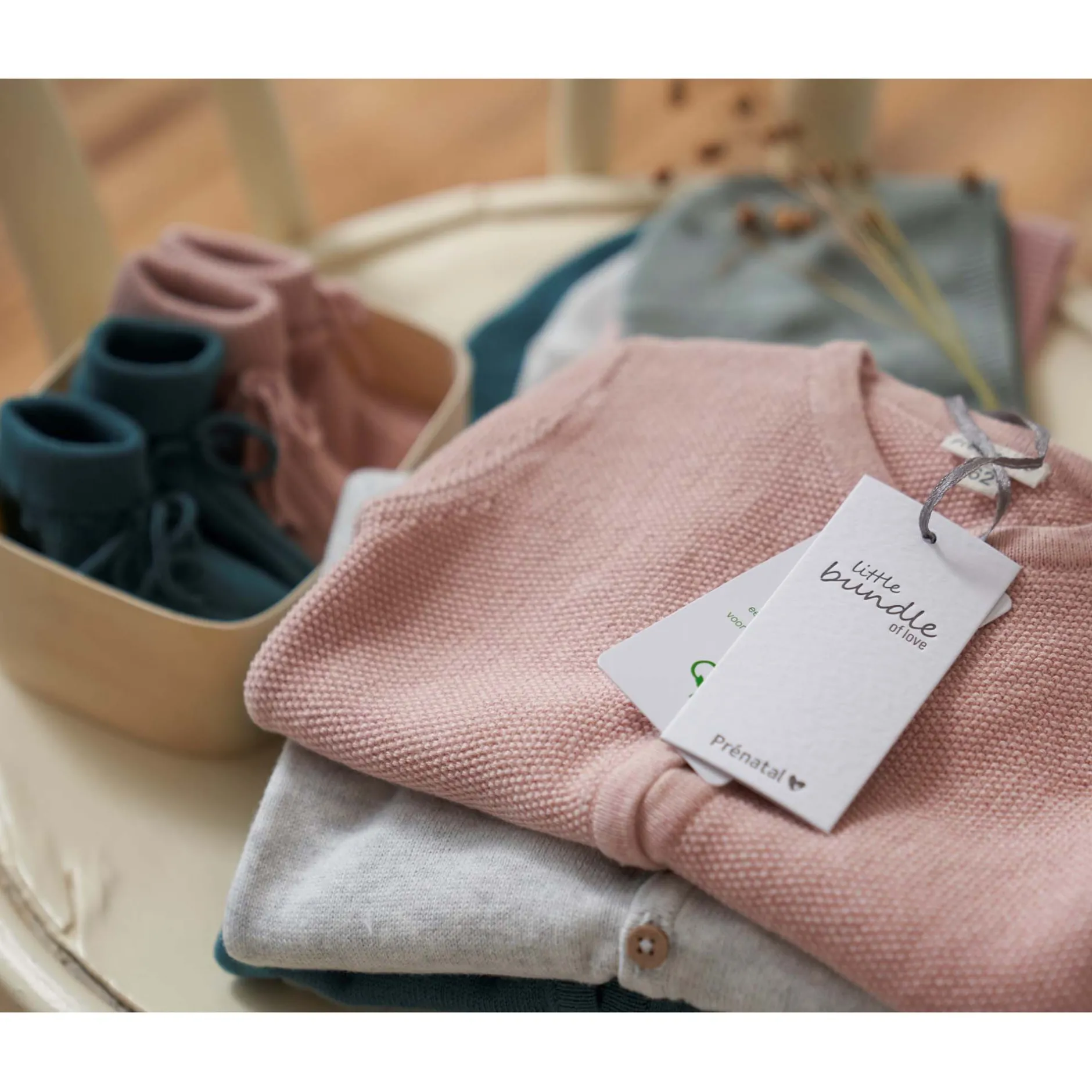 Truien & Vesten|Vesten*Prénatal newborn vest lange mouwen effen roze Pink Shade