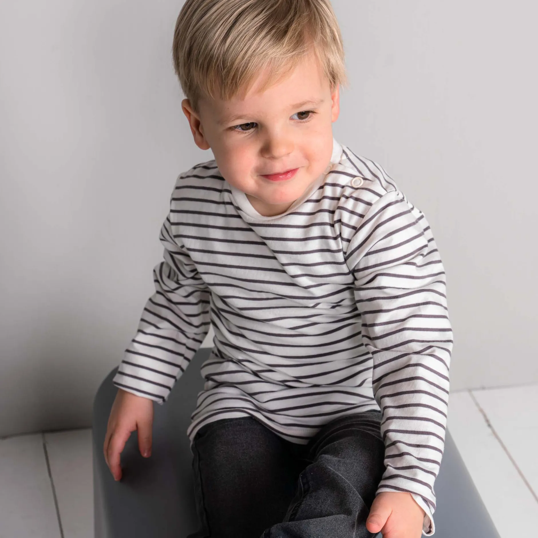 Jeans|Broeken & Tuinbroeken*Prénatal peuter jeans slim fit effen zwart Black Denim