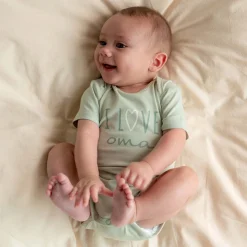 Kraamcadeaus|Rompers*Prénatal romper i love oma korte mouwen tekst groen Green