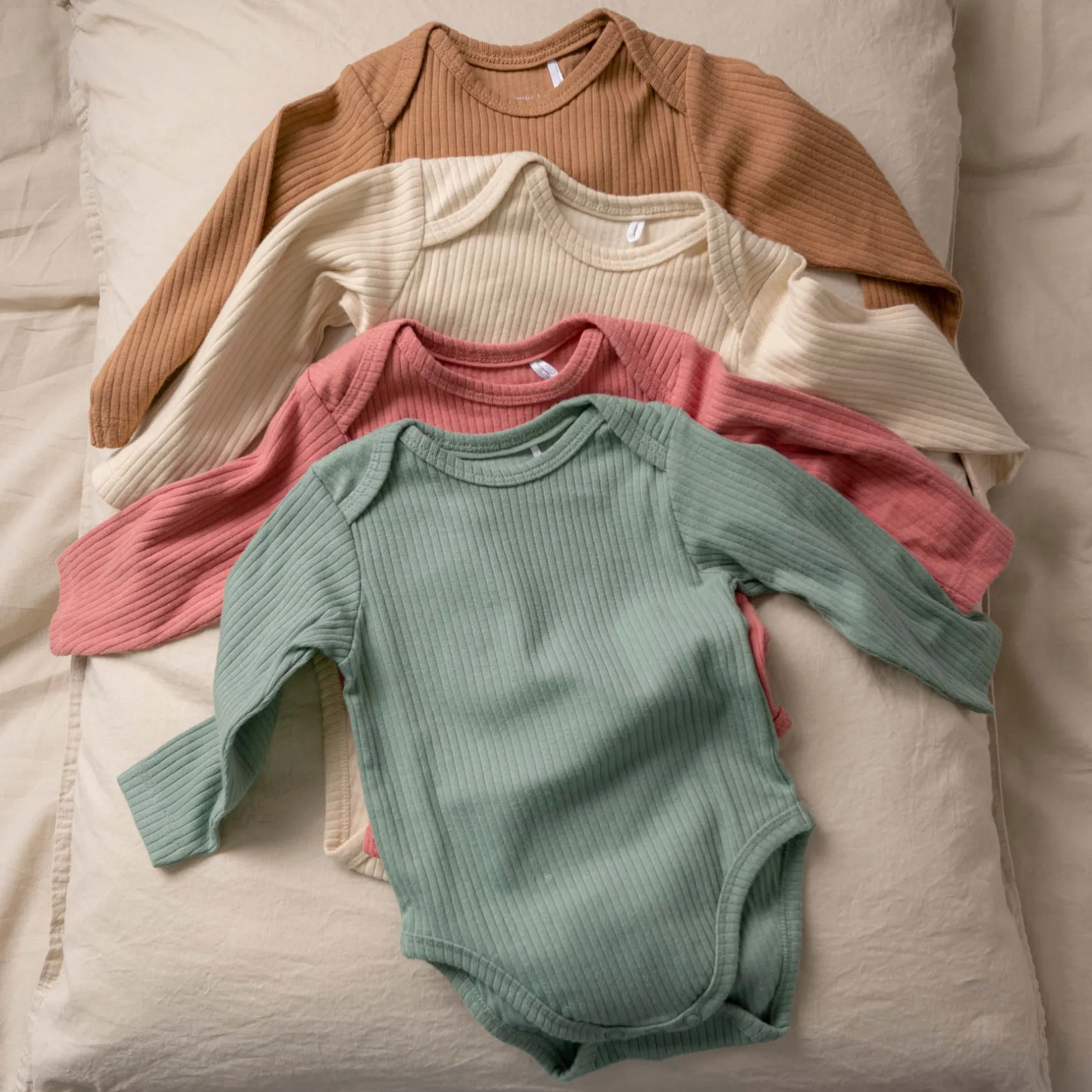 Rompers|Rompers*Prénatal romper rib lange mouwen effen groen Midgreen