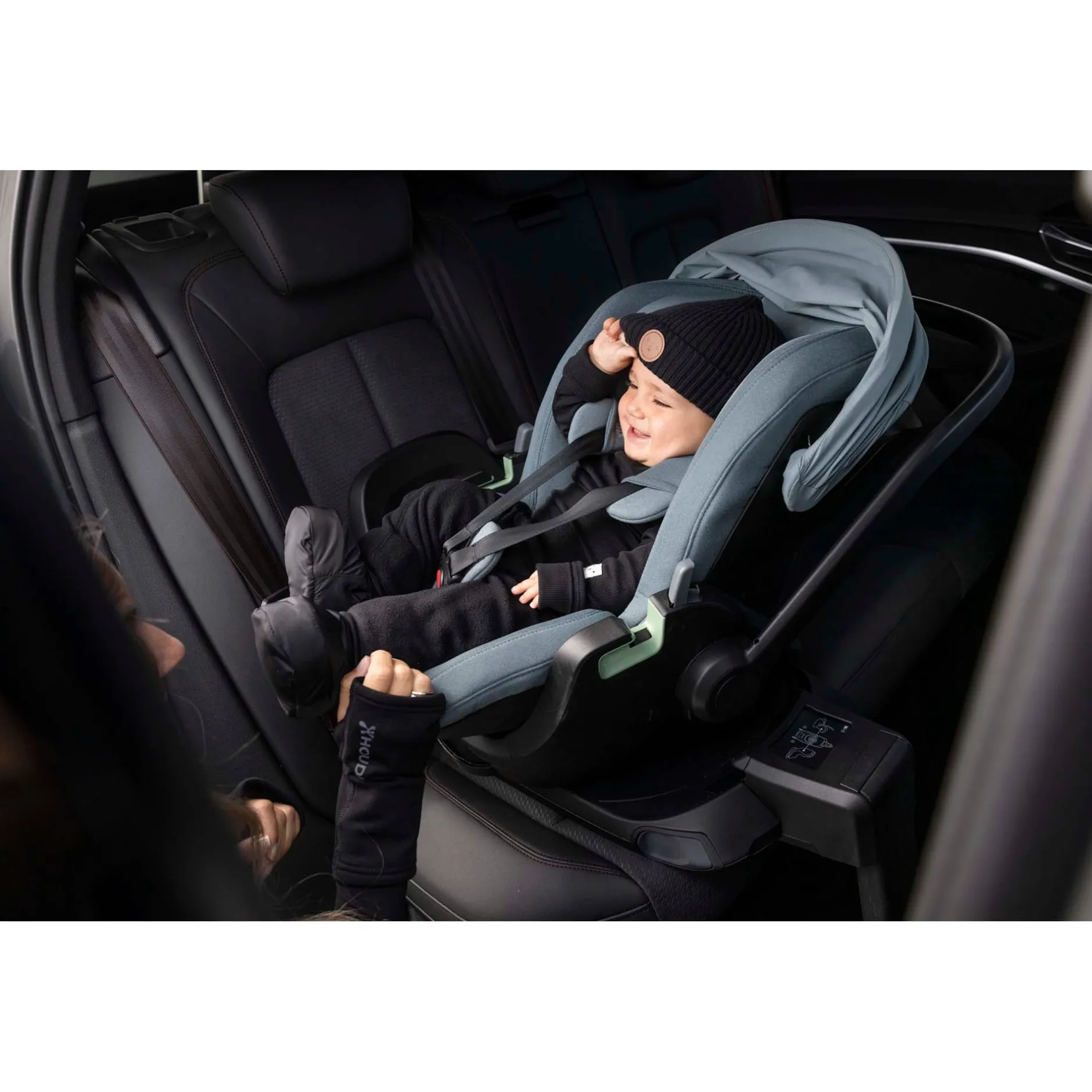 Autostoel Bases|Autostoelen Groep 0*Thule Alfi isofix base Black